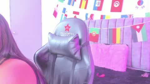 miller_silvana online show from June 30, 11:53 am