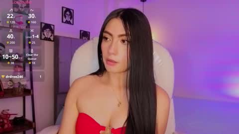 miller_vanessa_ online show from November 10, 7:53 pm