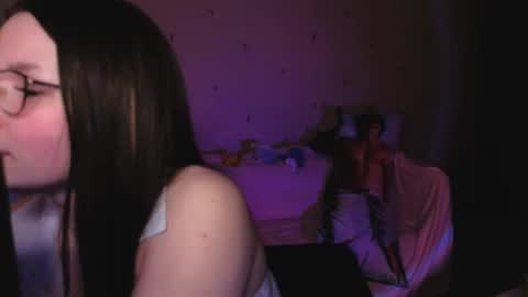 Millie online show from May 17, 12:48 pm