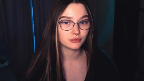 Millie online show from May 6, 1:59 pm