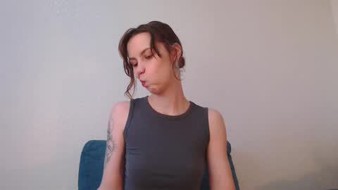 Milly online show from October 15, 7:22 am