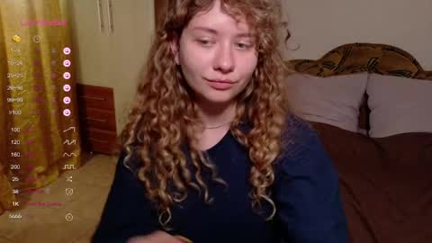 milounee online show from May 14, 7:47 am