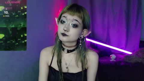 milten_trish online show from May 12, 8:59 pm