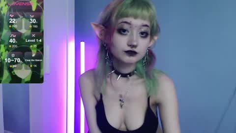 milten_trish online show from May 19, 3:24 am