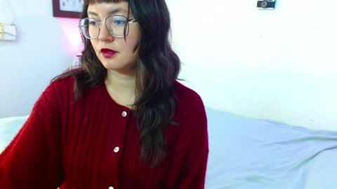 mily_baker online show from May 27, 10:07 pm