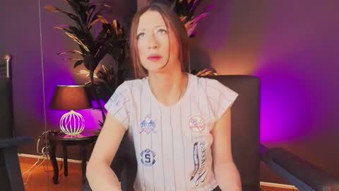 Milly  online show from March 7, 4:13 am