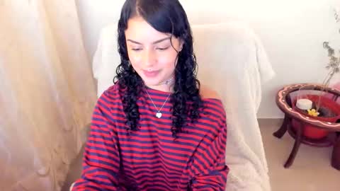 Mimii  online show from February 1, 4:00 am