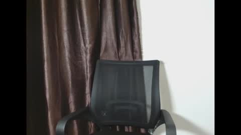 mimi online show from February 1, 10:52 pm