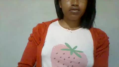 Snapshot of mimisexy295320 chatting on January 15, 7:37 am mimisexy295320 online show from January 15, 7:37 am