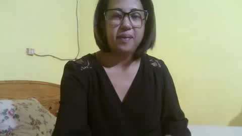 Snapshot of mimisou513 chatting on January 4, 4:11 pm misou online show from January 4, 4:11 pm