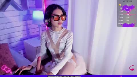 Minji online show from September 18, 12:58 pm