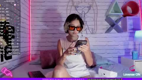 Minji online show from September 15, 11:51 am