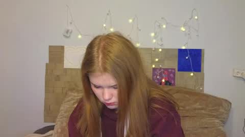 hi Im Mina  online show from May 14, 6:30 am