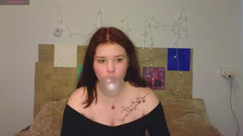 hi Im Mina  online show from May 27, 9:50 am