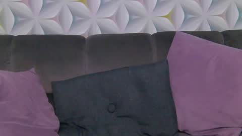Mina online show from May 11, 8:49 am