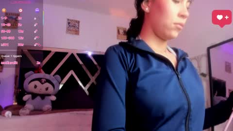 minami_nakamura online show from May 9, 2:35 am