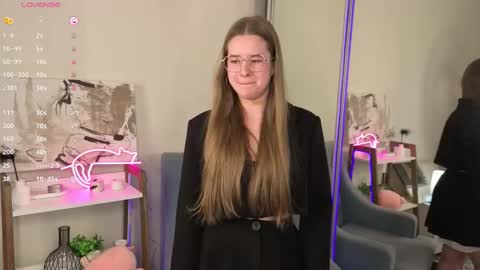Milly online show from September 28, 2:22 pm