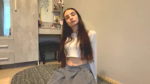 Emilia online show from September 25, 6:12 am