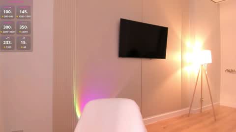 minnie_jin online show from March 23, 12:55 pm