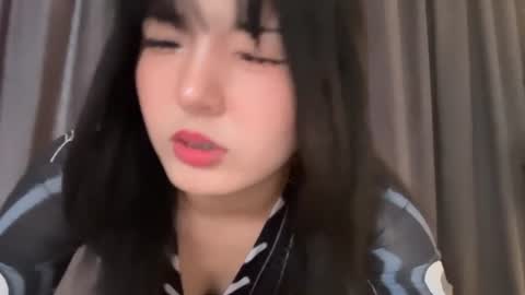 minnie_joy_ online show from July 11, 1:22 pm