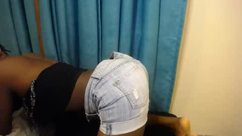 Lila online show from November 18, 3:35 pm