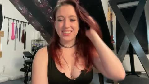Minx online show from May 18, 3:51 pm