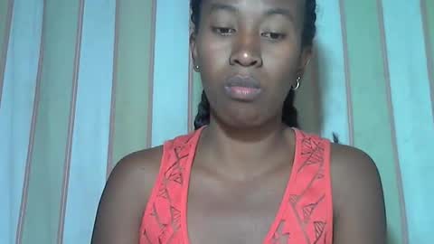 Snapshot of minouch211907 chatting on September 8, 3:44 pm minouch211907 online show from September 8, 3:44 pm