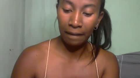 minouch211907 online show from May 11, 6:27 pm