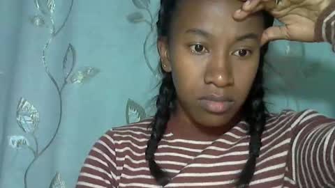 minouch211907 online show from March 26, 12:13 am