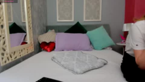 Mira online show from April 23, 1:57 pm