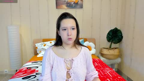 Mira online show from April 2, 2:53 am