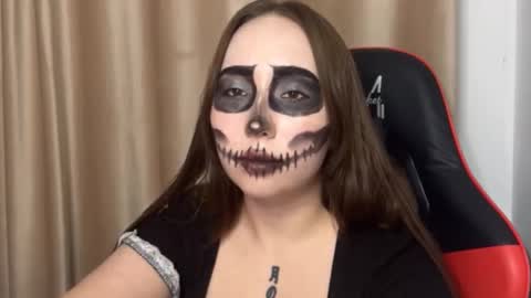 mira_light_ online show from October 30, 2:51 pm