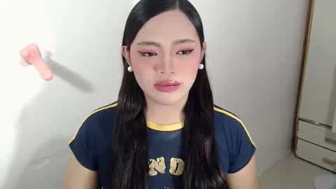 Mira Bella online show from May 19, 7:37 am