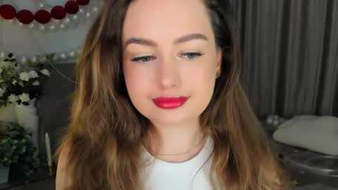 Emma online show from May 7, 7:39 pm