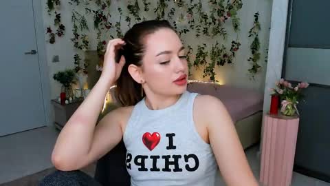 Emma online show from May 26, 7:24 pm