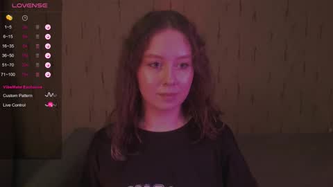 Snapshot of miranadevl chatting on September 17, 9:46 pm Kira online show from September 17, 9:46 pm