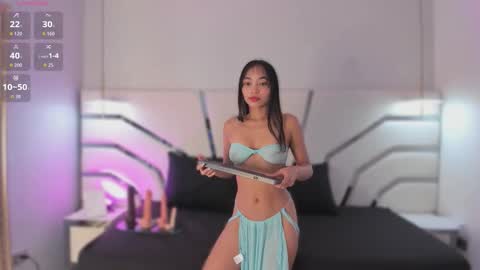 Miranda  online show from October 8, 12:20 pm