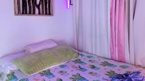 Miranda online show from January 9, 5:17 pm