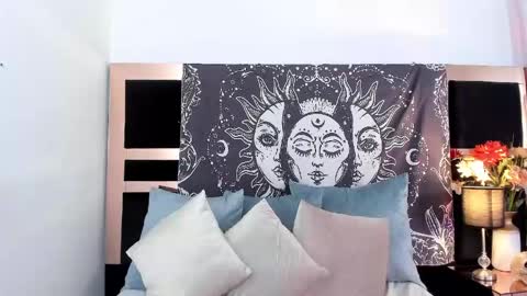 Miranda  online show from May 26, 5:45 pm