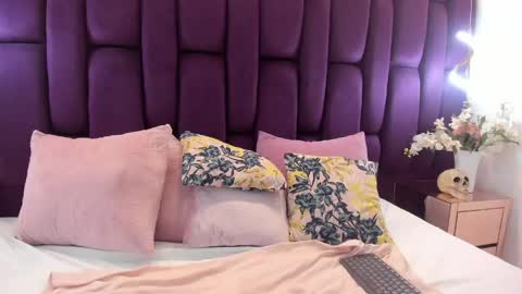 Miranda  online show from May 9, 6:10 pm