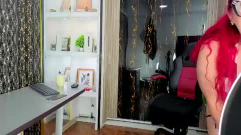 Miranda online show from May 19, 3:19 pm