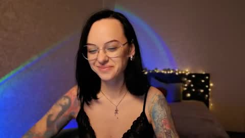 MiraSkyy online show from May 18, 7:31 pm