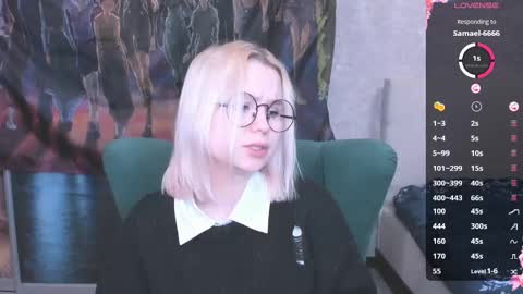 Snapshot of miray_kuriyama chatting on February 10, 11:45 pm Kira online show from February 10, 11:45 pm