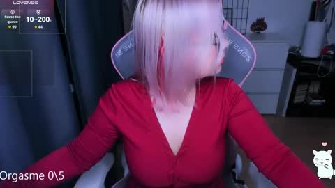 Kira online show from April 30, 8:57 pm