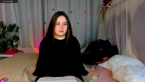 Mireya online show from May 21, 1:42 pm