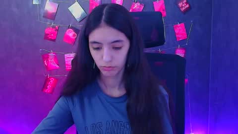 Miri online show from April 3, 1:42 pm