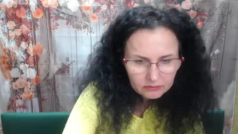 Miroslava Happi online show from May 17, 12:04 pm