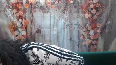 Miroslava Happi online show from May 1, 5:43 am