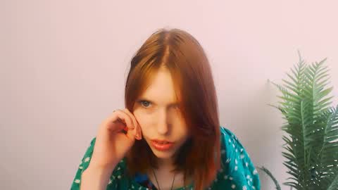 misaki_chan_ online show from April 3, 9:29 am