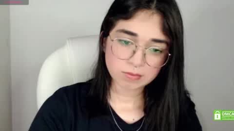 Snapshot of misha__sweet__27 chatting on October 14, 4:37 am misha online show from October 14, 4:37 am